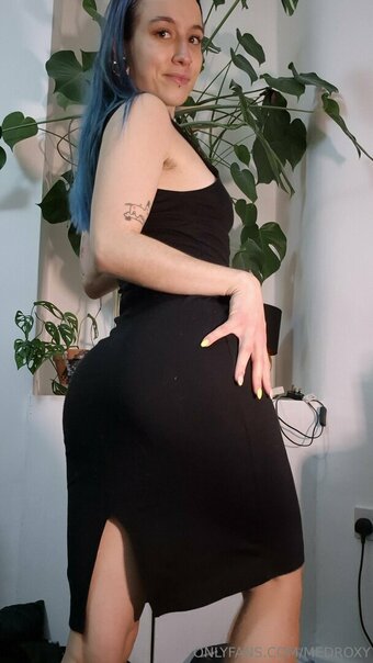 medroxy Nude Leaks Photo 10