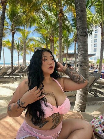 Mee Wang / m34tymeeow / meeciwang Nude Leaks OnlyFans Photo 2