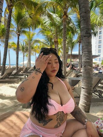 Mee Wang / m34tymeeow / meeciwang Nude Leaks OnlyFans Photo 4