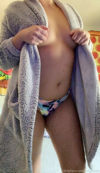 Meggybyte Nude Leaks OnlyFans Photo 13