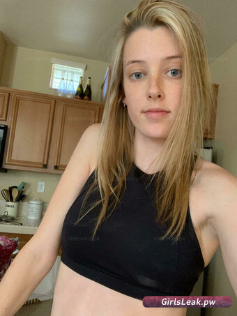 Meghan Mchugh Nude Leaks Photo 6