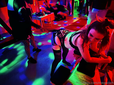 megwitch Nude Leaks Photo 4