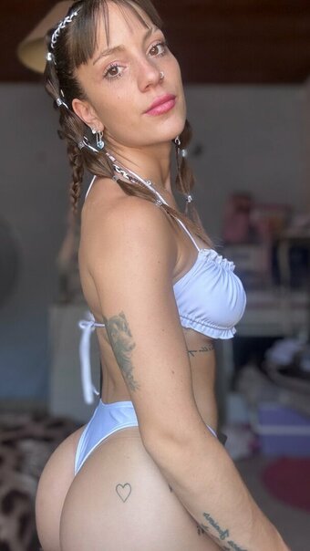 Melina / MeelBocaJrs / Melinaith / melina.goransson / melinahalpin Nude Leaks OnlyFans Photo 4