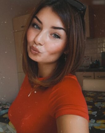 _melissa_gr / xfederleichtx / Melissa Groß