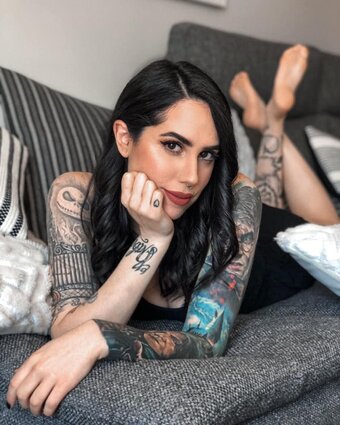 MelMagicWorld / 1172095839 Nude Leaks OnlyFans Photo 10