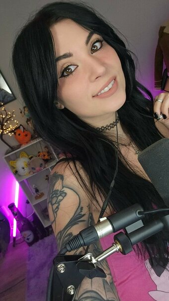 MelonieMac Nude Leaks Photo 7