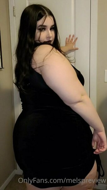melspreview Nude Leaks Photo 2