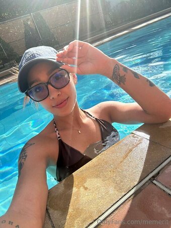 memerit Nude Leaks Photo 7