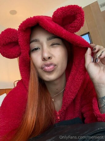 memerit Nude Leaks Photo 13