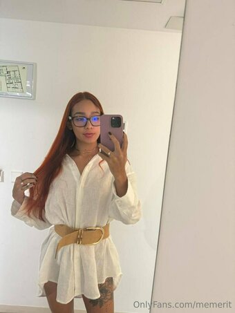 memerit Nude Leaks Photo 14