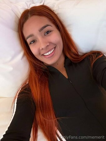 memerit Nude Leaks Photo 16