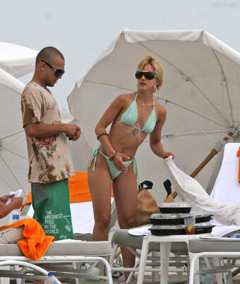 Mena Suvari / menasuvari Nude Leaks Photo 24