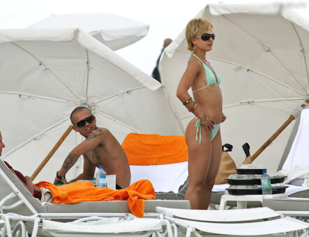 Mena Suvari / menasuvari Nude Leaks Photo 27