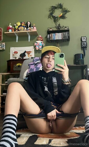 meowclock Nude Leaks Photo 15