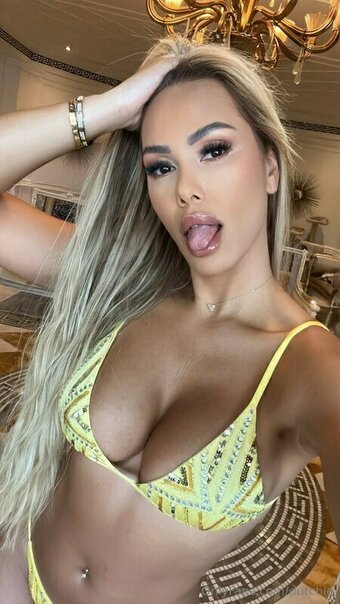 Merelblaze / mynameismerel Nude Leaks OnlyFans Photo 9