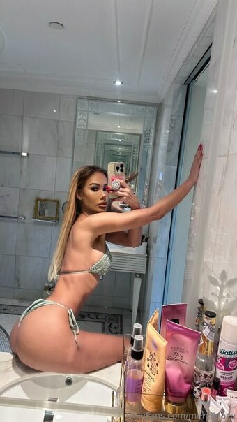 Merelblaze / mynameismerel Nude Leaks OnlyFans Photo 13