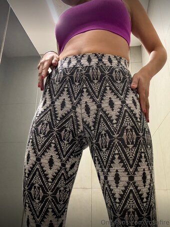 Merith Aranda Asmr / Rosafire / meritharandaa Nude Leaks Photo 3