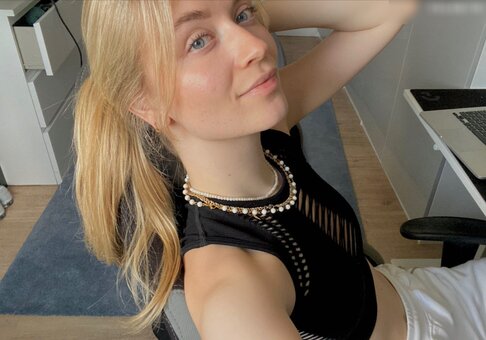 Merleperle / merlewlr Nude Leaks Photo 20