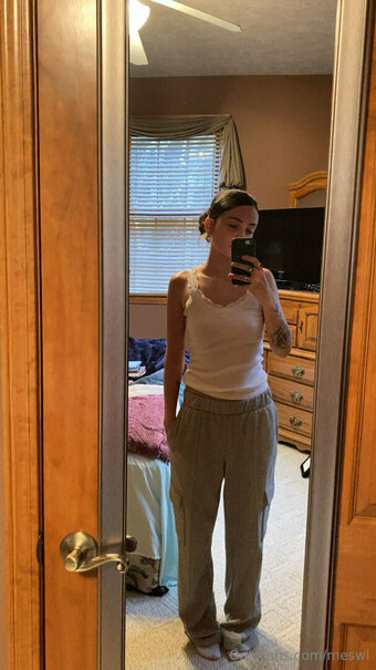 meswl Nude Leaks Photo 17