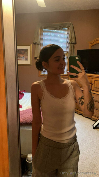 meswl Nude Leaks Photo 19