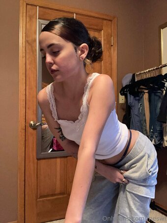 meswl Nude Leaks Photo 26