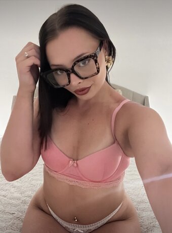 Meyna.rivera / mayna.rivera Nude Leaks OnlyFans Photo 1