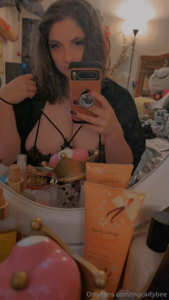 mgcaitybee Nude Leaks Photo 6