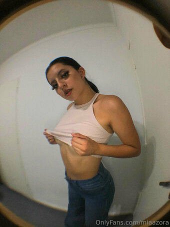 miaazora Nude Leaks Photo 9