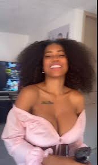 Miahaircurly Miahaircurly