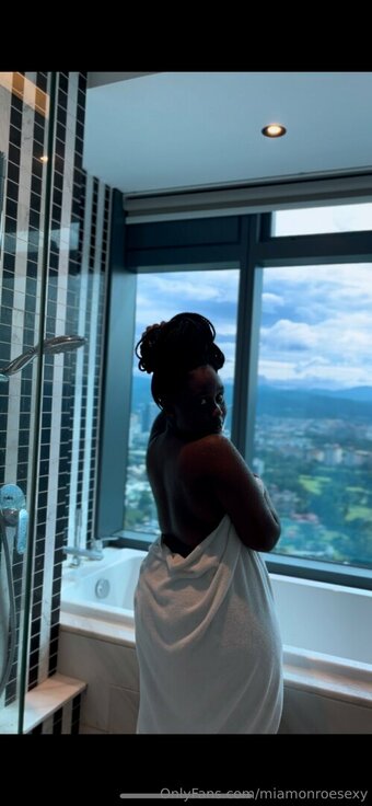 miamonroesexy