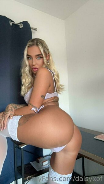 miaphilips Nude Leaks Photo 13