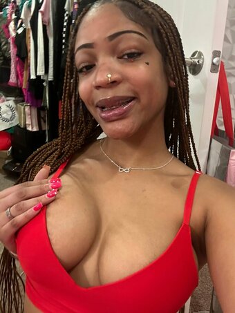 miapiya Nude Leaks Photo 15