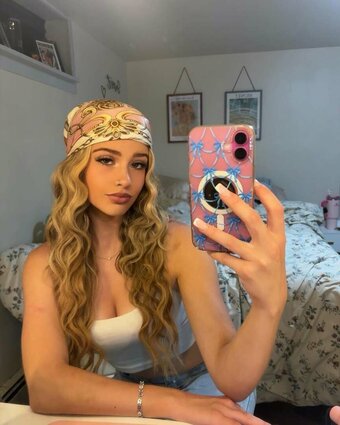 miaschaefer21 / Mia / https: / schaefer_mia Nude Leaks Photo 12