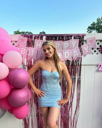 miaschaefer21 / Mia / https: / schaefer_mia Nude Leaks Photo 17