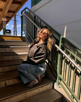 miaschaefer21 / Mia / https: / schaefer_mia Nude Leaks Photo 21