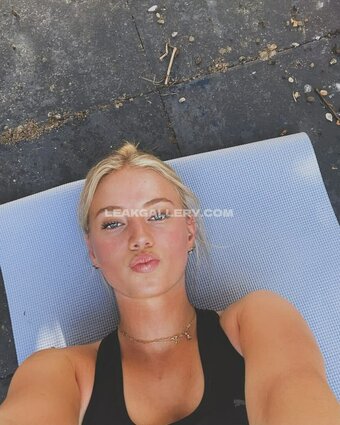 Micd Issy Nude Leaks Photo 1