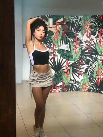 michell2005 Nude Leaks Photo 1