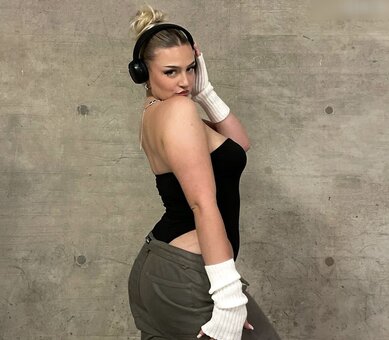 Michelle Knaub / michelle.knaub Nude Leaks Photo 2