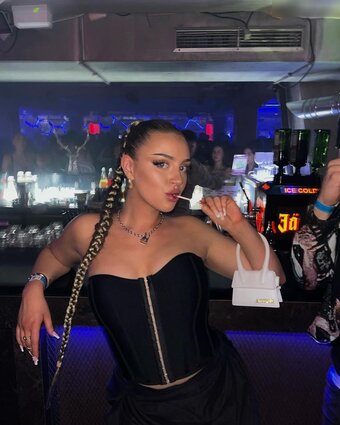 Michelle Knaub / michelle.knaub Nude Leaks Photo 22