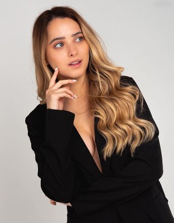 Michelle Olvera / michelleolverag Nude Leaks Photo 9