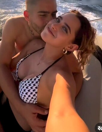 Michelle Olvera / michelleolverag Nude Leaks Photo 17