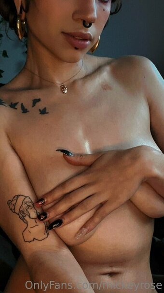 mickeyrose Nude Leaks Photo 6