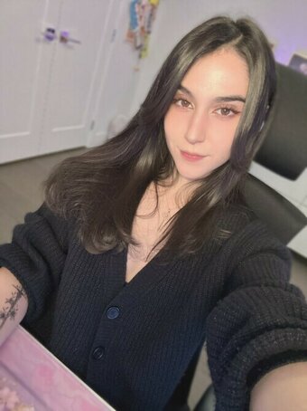 Midna / ashprincessmidna / midnababy Nude Leaks OnlyFans Photo 3