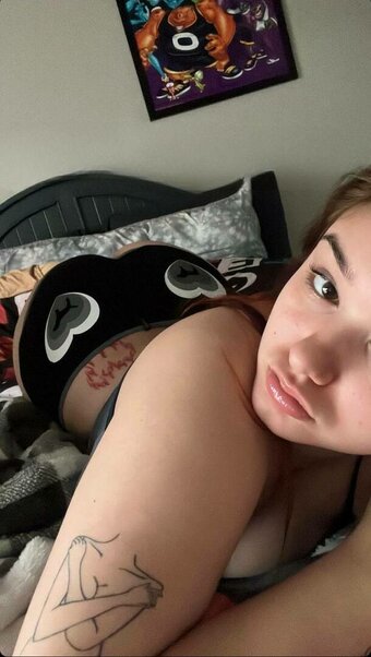 Midorimeeks / yaygotcakez Nude Leaks OnlyFans Photo 1