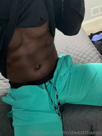 midwestthangs Nude Leaks Photo 18