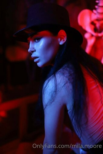 Mila Moore / itsmilamoore / your_milamoore Nude Leaks OnlyFans Photo 60