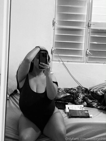 miladie Nude Leaks Photo 5