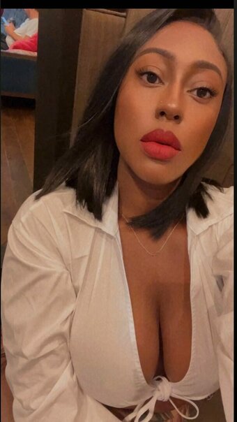 Milagrogramz / MOB RADIO Nude Leaks Photo 1