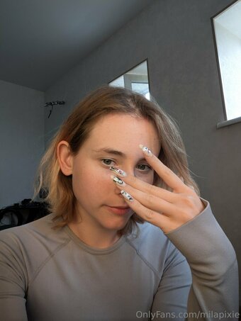 milapixie Nude Leaks Photo 2
