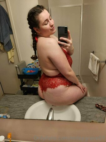 mileygrace07 Nude Leaks Photo 11